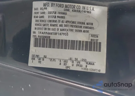 1999 Ford Mustang z USA, uszkodzony, nr VIN 1FAFP4441XF187935